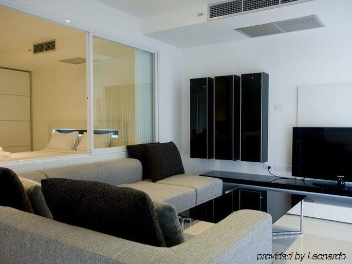 Sunset Plaza By Resava Apartment Karon Ngoại thất bức ảnh