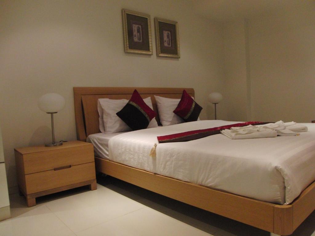 Sunset Plaza By Resava Apartment Karon Ngoại thất bức ảnh